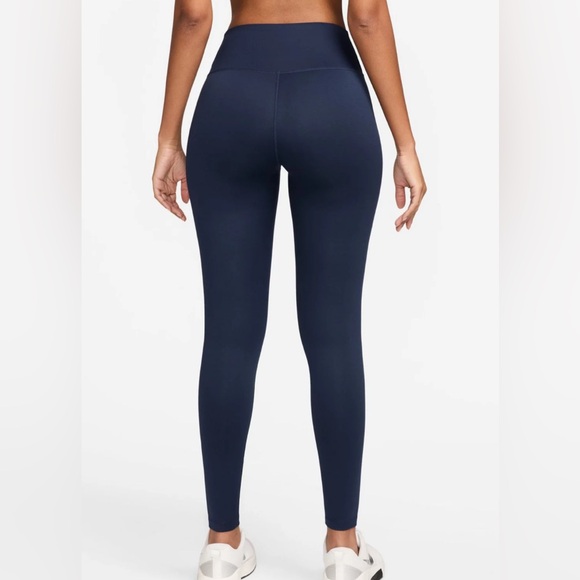 Nike Pants - Nike Therma Fit HW leggings full length large NWT